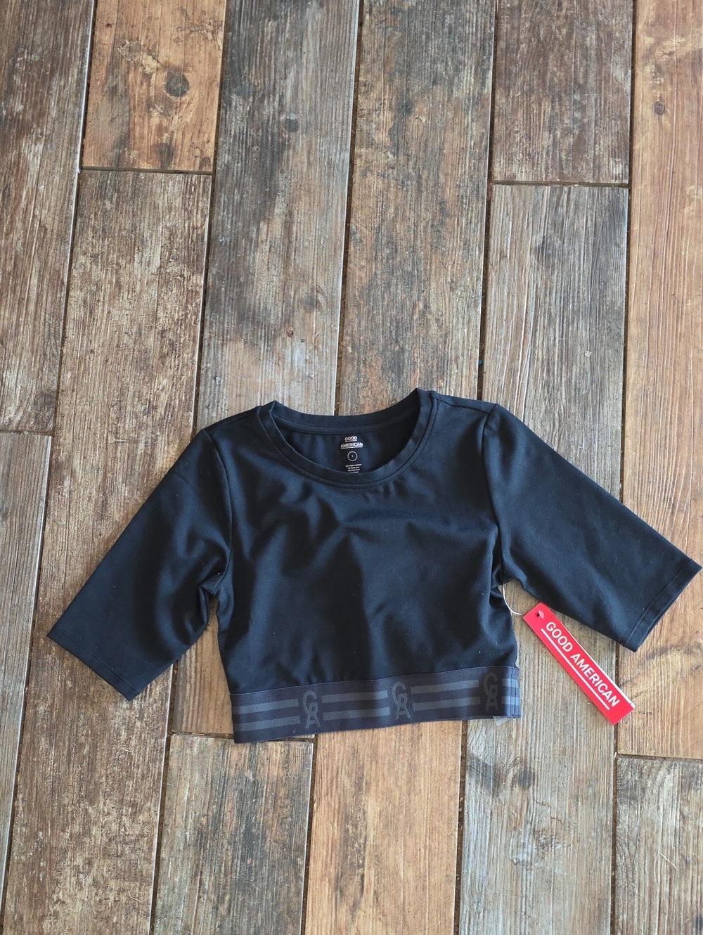 Good American Black Cropped Tee with Branded Elastic Hem